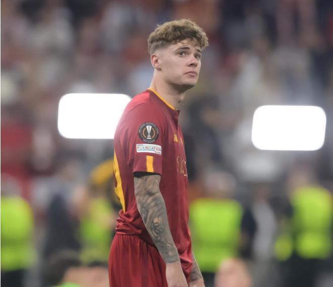  佩古拉挽救赛点上演绝地反击