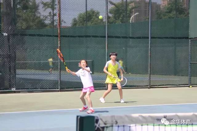  青少年网球积分赛启动，覆盖全国三十个城市