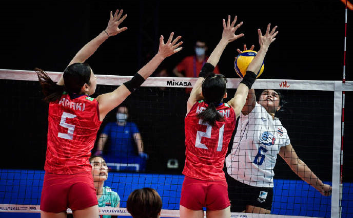  替补选手临危受命，临场发挥惊艳众人  